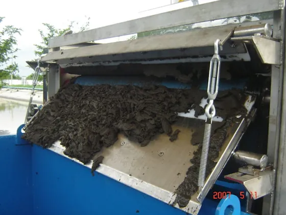 Belt Filter Press (เครื่องรีดตะกอนชนิดสายพาน)